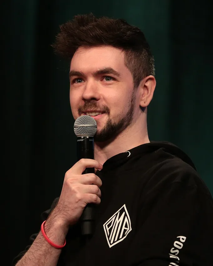 Jacksepticeye Height and Physical Stats